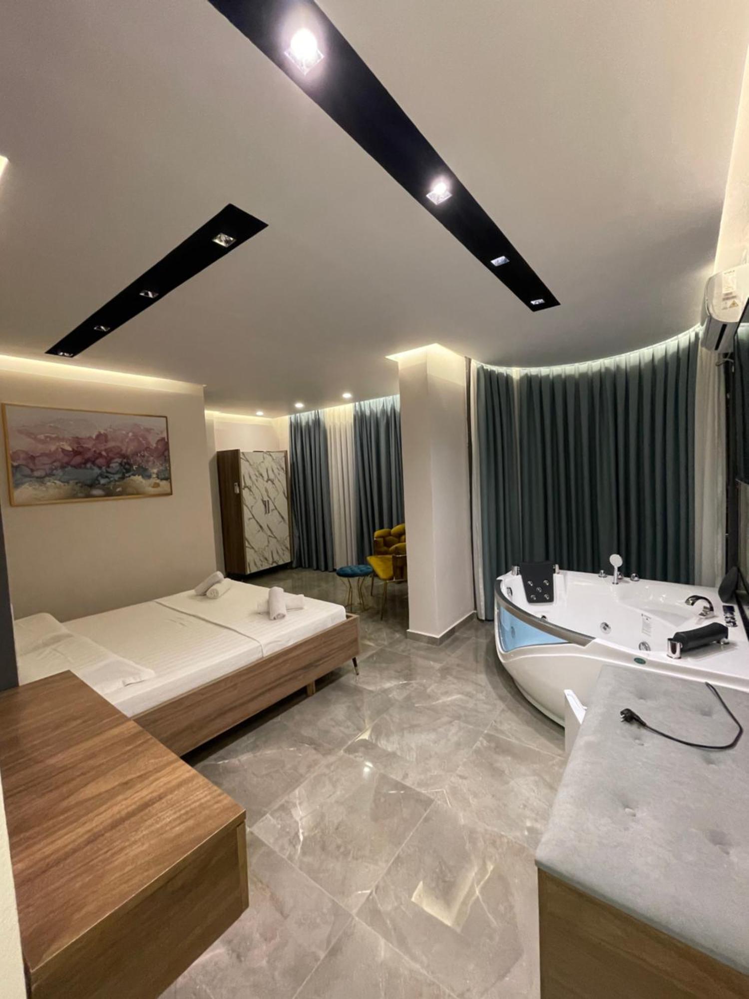 Hotel Qetesia-Te Indriti Velipojë Buitenkant foto