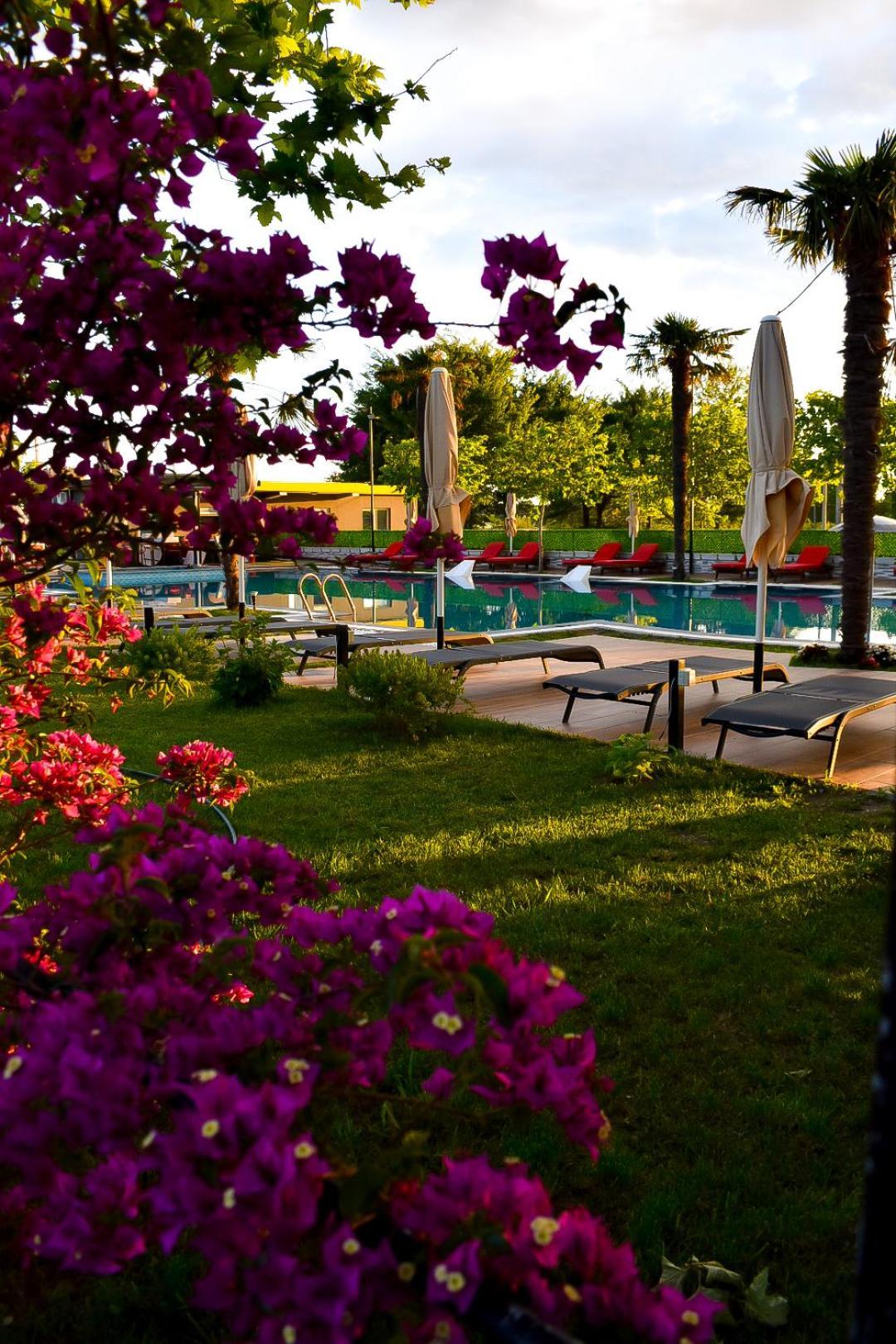 Hotel Qetesia-Te Indriti Velipojë Buitenkant foto